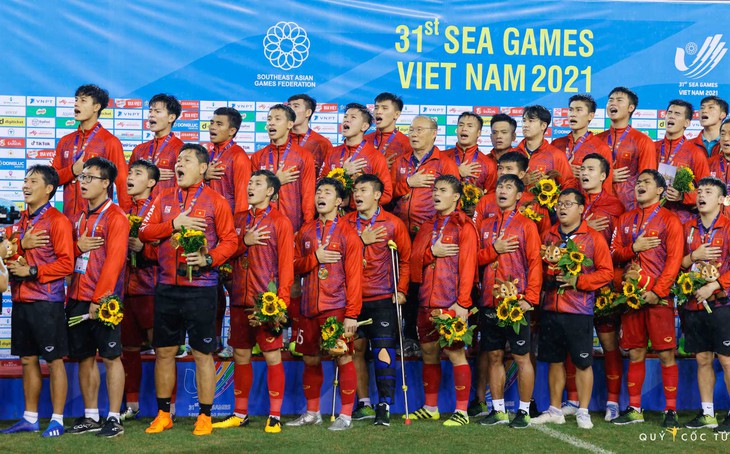 SEA Games 31: Bóng đá Việt Nam - dư vị ngọt ngào và men say chiến thắng - Ảnh 3. SEA Games 31: Bóng đá Việt Nam - dư vị ngọt ngào và men say chiến thắng - Ảnh 3.