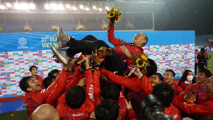 ESPN và Olympic viết về chiến tích Huy chương vàng SEA Games của bóng đá Việt Nam - Ảnh 2. ESPN và Olympic viết về chiến tích Huy chương vàng SEA Games của bóng đá Việt Nam - Ảnh 2.
