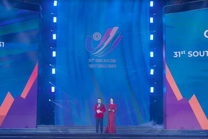 Á hậu Thụy Vân tiết lộ hậu trường lễ bế mạc SEA Games 31 và đón điều đặc biệt sau khi rời sự kiện - Ảnh 3.