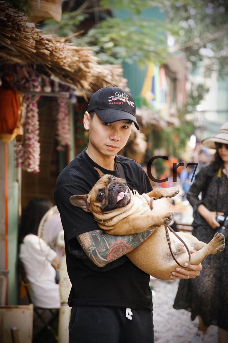 Nuôi chó Bull Pháp, thanh niên 9x Hà Nội sở hữu gia tài tiền tỷ - Ảnh 1.