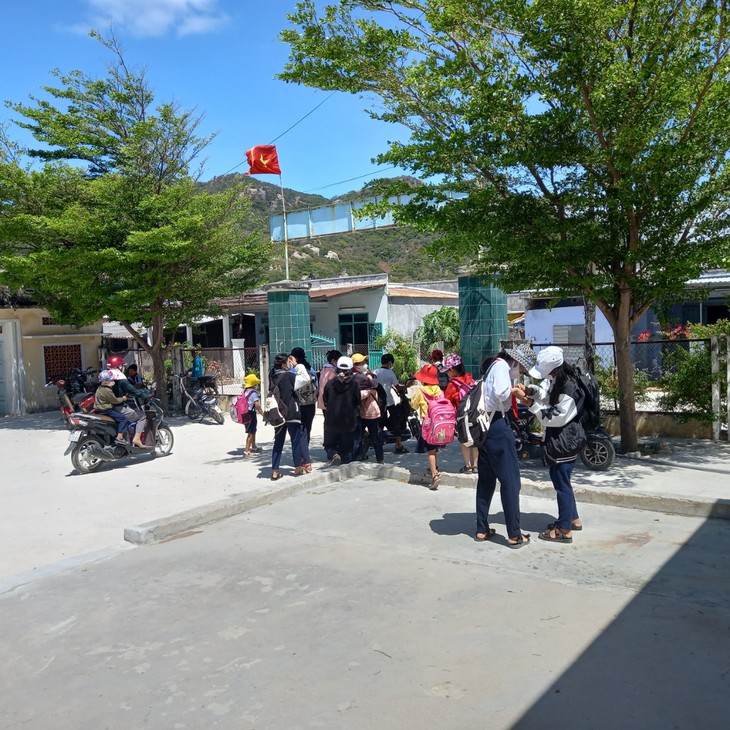 Lâm Đồng phòng ngừa sớm các dịch bệnh dễ lây lan - Ảnh 3. Lâm Đồng phòng ngừa sớm các dịch bệnh dễ lây lan - Ảnh 3.