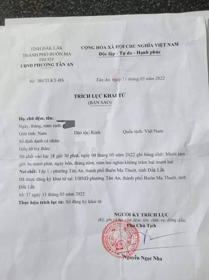 Vụ mẹ khai tử con 3 tuổi dù vẫn còn sống: Có nên “tước” quyền nuôi con của người mẹ? - Ảnh 2. Vụ mẹ khai tử con 3 tuổi dù vẫn còn sống: Có nên “tước” quyền nuôi con của người mẹ? - Ảnh 2.