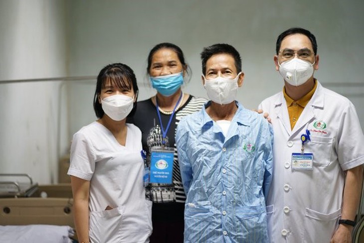 Bệnh viện Hữu nghị Đa khoa Nghệ An thực hiện thành công ca phẫu thuật 'Bắc cầu chủ - vành' đầu tiên - Ảnh 4. Bệnh viện Hữu nghị Đa khoa Nghệ An thực hiện thành công ca phẫu thuật 'Bắc cầu chủ - vành' đầu tiên - Ảnh 4.