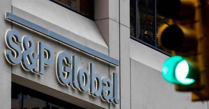 Việt Nam nằm trong số ít quốc gia được S&P nâng hạng tín nhiệm