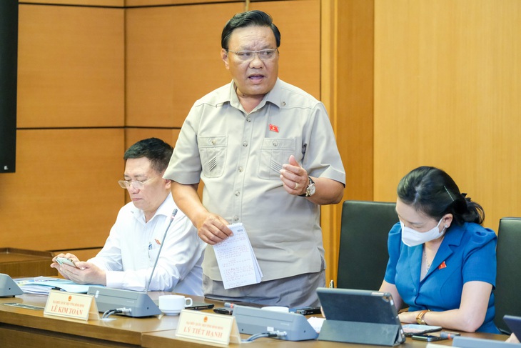Cần thiết kế Luật để phát huy năng lực của đội ngũ cán bộ y, bác sĩ - Ảnh 4.
