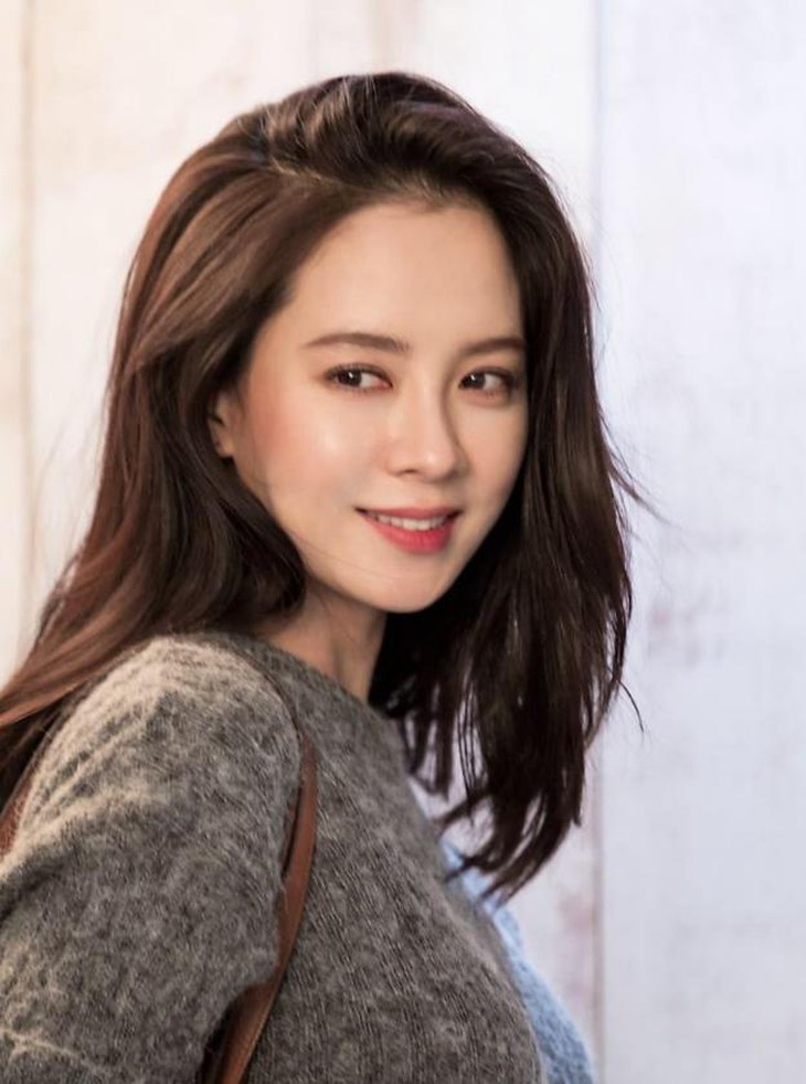 Song Ji Hyo 2