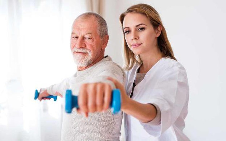 2 liệu pháp có thể giúp giảm khó thở, mệt mỏi do COVID-19 kéo dài