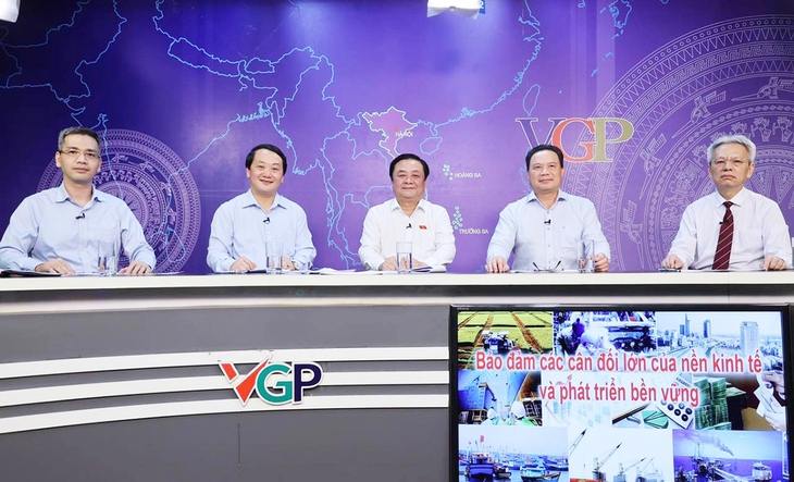 Thúc đẩy triển khai hiệu quả Chương trình mục tiêu quốc gia phát triển kinh tế - xã hội vùng đồng bào dân tộc thiểu số - Ảnh 1.