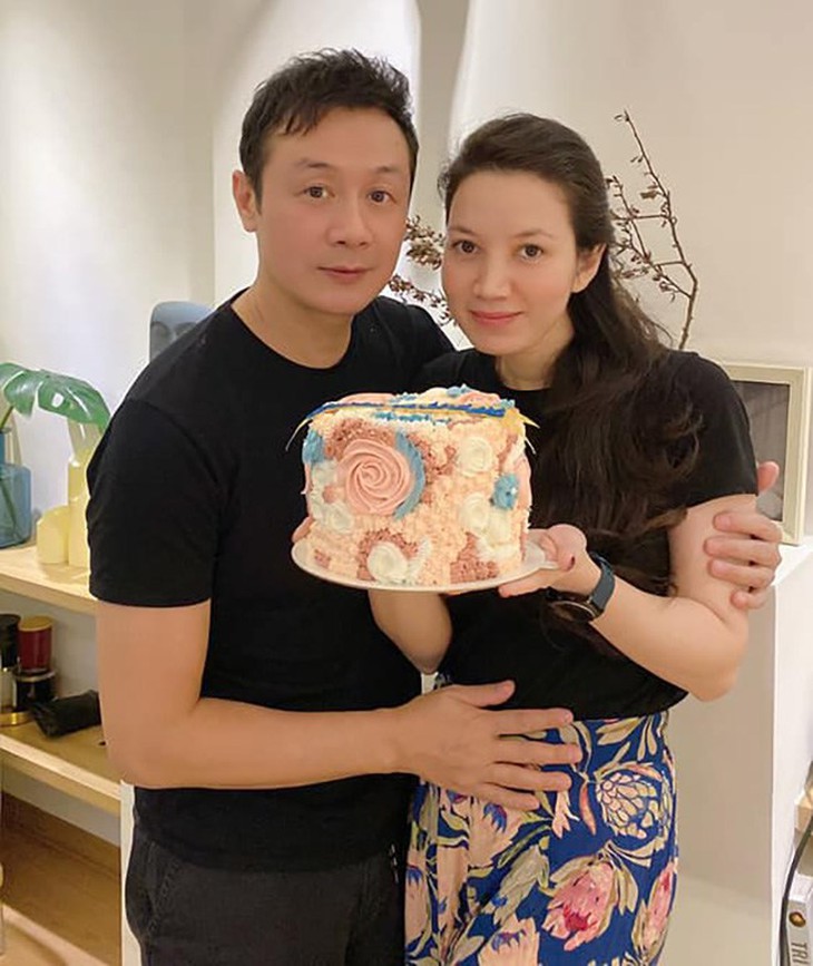 MC Anh Tuấn hiếm hoi khoe con lai Tây điển trai cao 1m85 - Ảnh 2.
