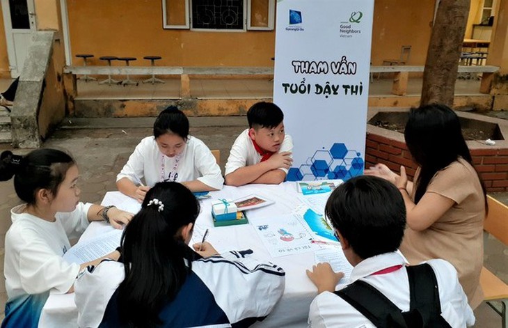 Trường học cần có phòng tham vấn tâm lý học đường để "cứu" sức khỏe tinh thần của học sinh - Ảnh 2. Trường học cần có phòng tham vấn tâm lý học đường để "cứu" sức khỏe tinh thần của học sinh - Ảnh 2.