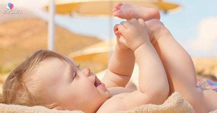 Những sai lầm thường gặp trong chăm sóc trẻ mùa hè - Ảnh 2. Những sai lầm thường gặp trong chăm sóc trẻ mùa hè - Ảnh 2.