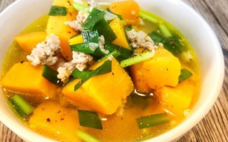 Bí đỏ giàu dinh dưỡng nhưng cần ăn và bảo quản thế nào? - Ảnh 4. Bí đỏ giàu dinh dưỡng nhưng cần ăn và bảo quản thế nào? - Ảnh 4.