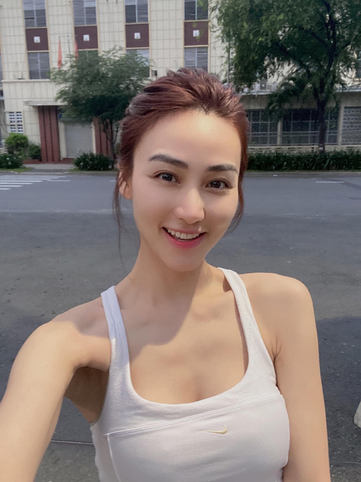 13 năm sau "Gọi giấc mơ về" cùng Minh Hằng, nhan sắc của Ngân Khánh cũng không kém phần "đàn em" - Ảnh 4. 13 năm sau "Gọi giấc mơ về" cùng Minh Hằng, nhan sắc của Ngân Khánh cũng không kém phần "đàn em" - Ảnh 4.