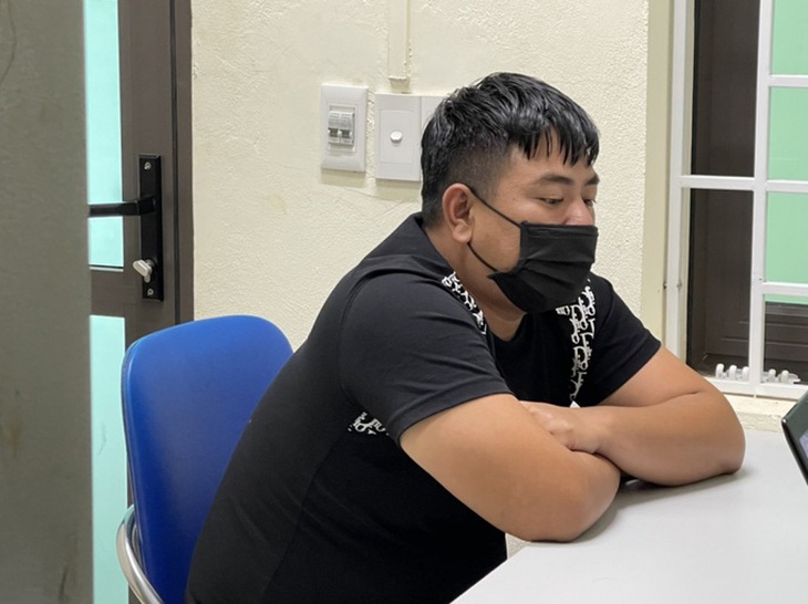 Khởi tố vụ án, thực nghiệm hiện trường vụ nữ sinh 22 tuổi nghi bị bạn trai đánh tử vong - Ảnh 2. Khởi tố vụ án, thực nghiệm hiện trường vụ nữ sinh 22 tuổi nghi bị bạn trai đánh tử vong - Ảnh 2.