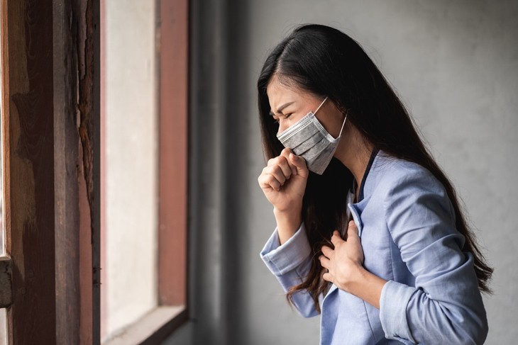 Biện pháp hỗ trợ giảm ho khan, viêm họng kéo dài - Ảnh 1.