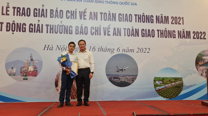 Báo Sức khoẻ & Đời sống đạt giải Ba giải thưởng báo chí viết về ATGT - Ảnh 2.