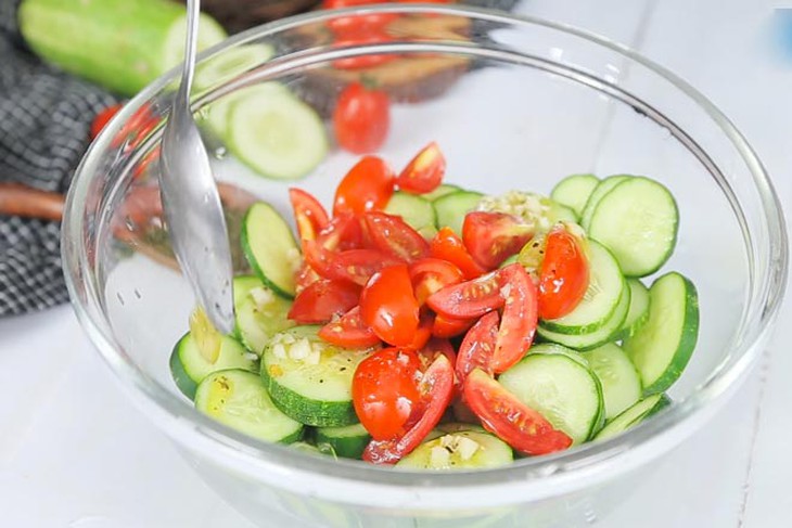 Lưu ý của bác sĩ khi ăn và bảo quản dưa chuột tránh gây các tác dụng không mong muốn - Ảnh 6.