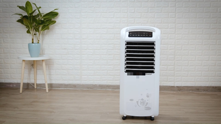 Sử dụng quạt điều hòa để tiết kiệm điện, người dùng đã biết cách? - Ảnh 2. Sử dụng quạt điều hòa để tiết kiệm điện, người dùng đã biết cách? - Ảnh 2.