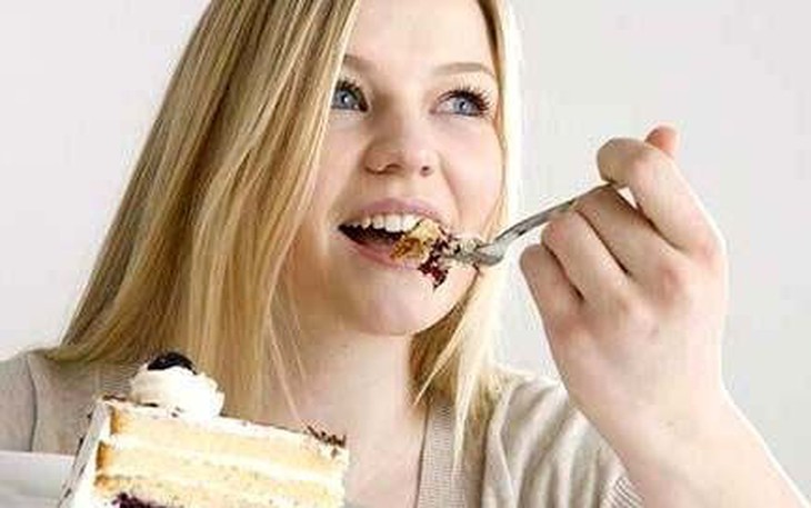 8 thói quen xấu gây béo bụng 