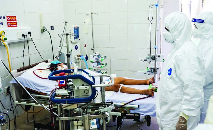 Đội ngũ thầy thuốc gồng mình chống dịch COVID-19 hồi tháng 8/2020 tại TP. Đà Nẵng. Đội ngũ thầy thuốc gồng mình chống dịch COVID-19 hồi tháng 8/2020 tại TP. Đà Nẵng.
