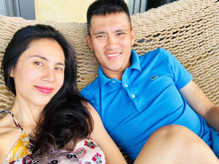 Công Vinh: Huyền thoại bóng đá Việt Nam giờ ra sao sau 8 năm kết hôn với ca sĩ Thủy Tiên? - Ảnh 8. Công Vinh: Huyền thoại bóng đá Việt Nam giờ ra sao sau 8 năm kết hôn với ca sĩ Thủy Tiên? - Ảnh 8.