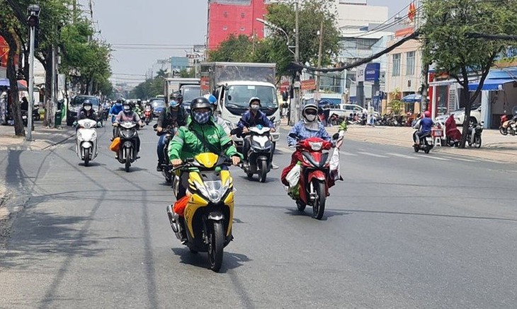 Nắng nóng đặc biệt gay gắt ở miền Bắc và miền Trung khi nào chấm dứt? - Ảnh 2.