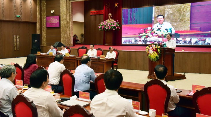 Quán triệt, triển khai Nghị quyết số 15 của Bộ Chính trị về phát triển Thủ đô - Ảnh 5. Quán triệt, triển khai Nghị quyết số 15 của Bộ Chính trị về phát triển Thủ đô - Ảnh 5.