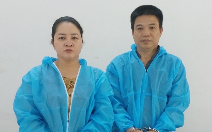Khởi tố cặp đôi thư ký - chủ tiệm cầm đồ chuyên cho vay nặng lãi và đánh bạc 