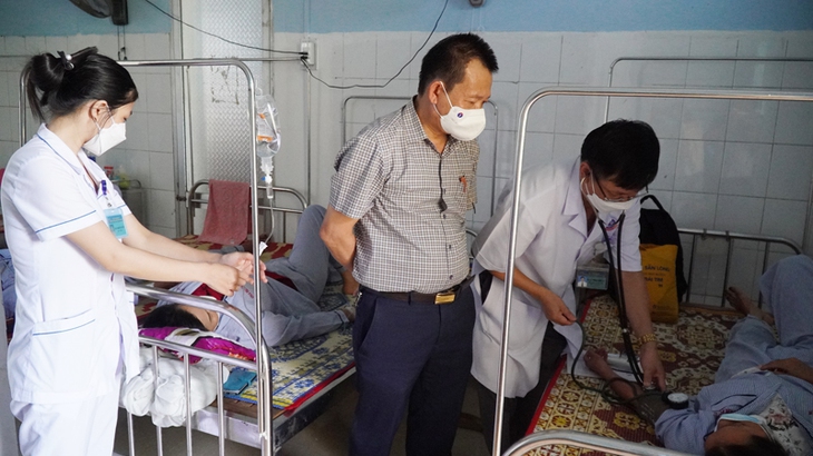 Quảng Bình tăng cường công tác phòng, chống dịch sốt xuất huyết - Ảnh 4.