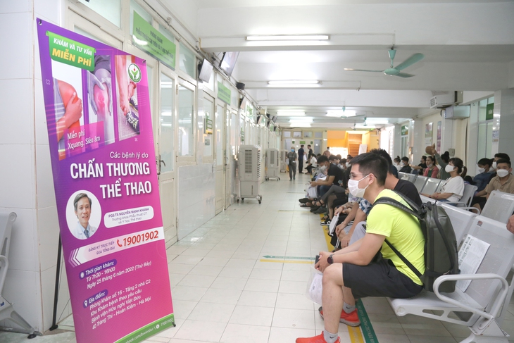 Cảnh báo nhiều trường hợp chấn thương thể thao nhưng chủ quan, đi khám muộn - Ảnh 1. Cảnh báo nhiều trường hợp chấn thương thể thao nhưng chủ quan, đi khám muộn - Ảnh 1.