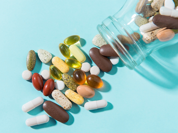 Khuyến nghị không nên bổ sung vitamin để phòng bệnh tim mạch và ung thư - Ảnh 1.