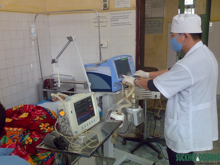 Nghệ An: Vùng cao thiếu… kỹ thuật cao; Đồng bằng khó tuyển được bác sĩ - Ảnh 3. Nghệ An: Vùng cao thiếu… kỹ thuật cao; Đồng bằng khó tuyển được bác sĩ - Ảnh 3.