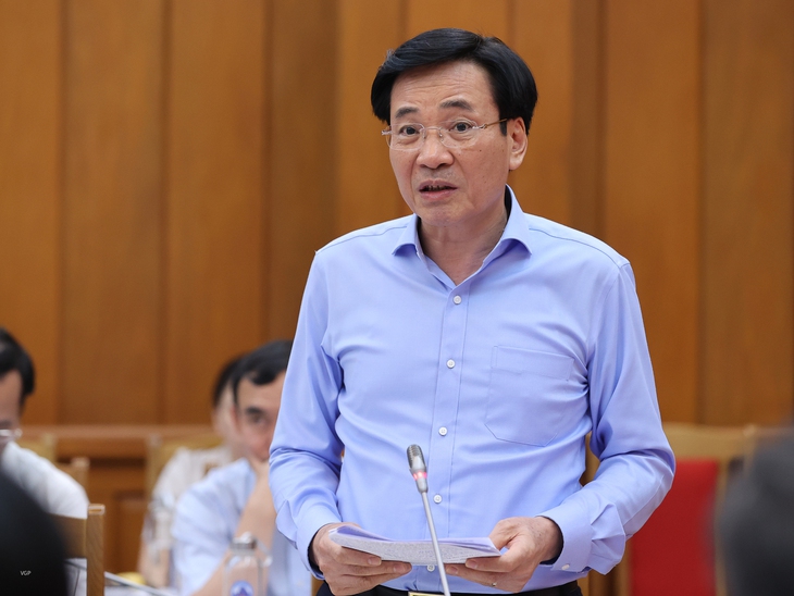 Thủ tướng: Tìm bằng được giải pháp cho các 'điểm nghẽn' để Đà Nẵng tiếp tục phát triển nhanh và bền vững - Ảnh 3. Thủ tướng: Tìm bằng được giải pháp cho các 'điểm nghẽn' để Đà Nẵng tiếp tục phát triển nhanh và bền vững - Ảnh 3.
