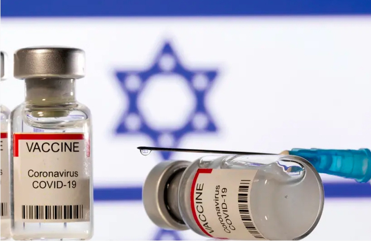 Mũi thứ tư vaccine ngừa COVID-19 có thực sự hiệu quả không? - Ảnh 1.