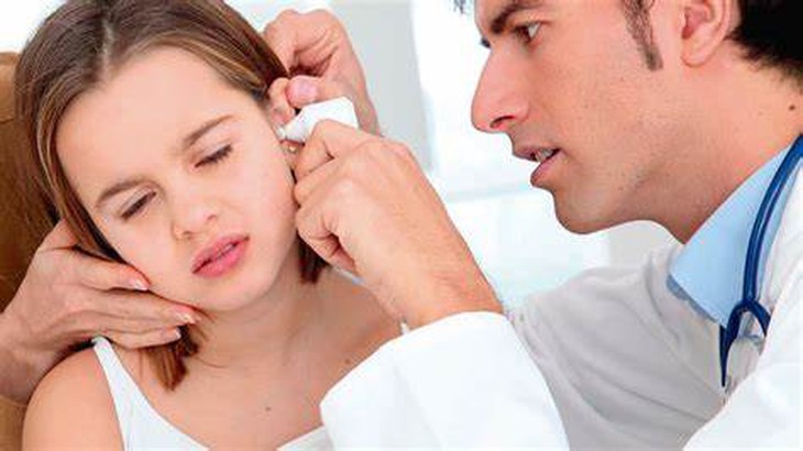 Những nguyên tắc phòng viêm tai giữa cho trẻ khi đi bơi trong mùa hè - Ảnh 3. Những nguyên tắc phòng viêm tai giữa cho trẻ khi đi bơi trong mùa hè - Ảnh 3.