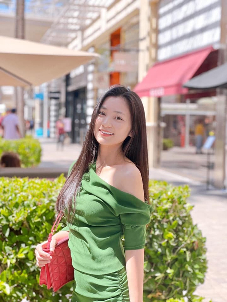 Diệu Hương cô phóng viên học đường "Nhật ký Vàng Anh" giờ nhan sắc "lột xác" ngoạn mục - Ảnh 8.