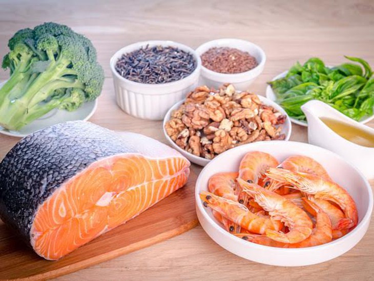 Đi du lịch biển, người mắc bệnh gout có cần kiêng ăn hải sản? - Ảnh 5. Đi du lịch biển, người mắc bệnh gout có cần kiêng ăn hải sản? - Ảnh 5.