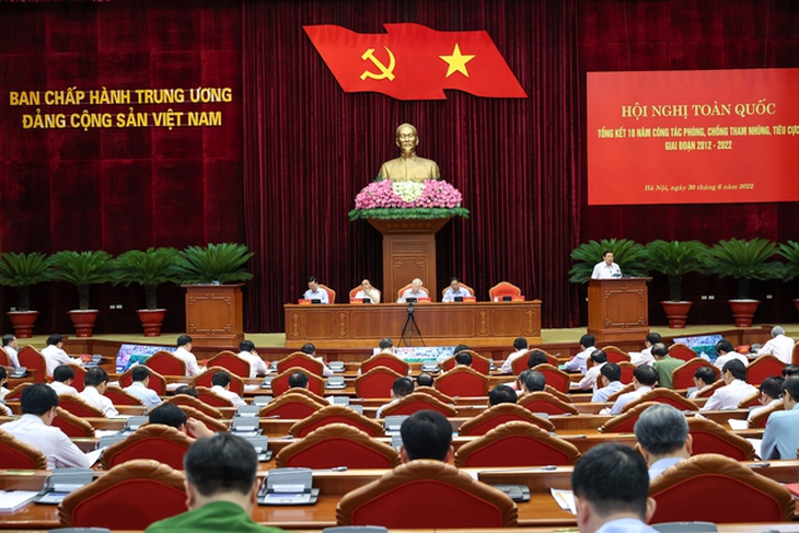 Hội nghị toàn quốc tổng kết 10 năm công tác phòng, chống tham nhũng, tiêu cực giai đoạn 2012-2022 - Ảnh 2. Hội nghị toàn quốc tổng kết 10 năm công tác phòng, chống tham nhũng, tiêu cực giai đoạn 2012-2022 - Ảnh 2.