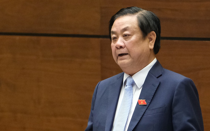 Nông dân lạm dụng phân bón, thuốc bảo vệ thực vật gây hại cho sức khoẻ, Bộ NN-PTNT có giải pháp gì?
