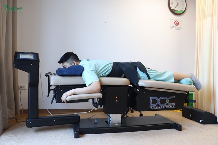 Cảnh báo tình trạng thoát vị đĩa đệm ở người trẻ! - Ảnh 4. Cảnh báo tình trạng thoát vị đĩa đệm ở người trẻ! - Ảnh 4.