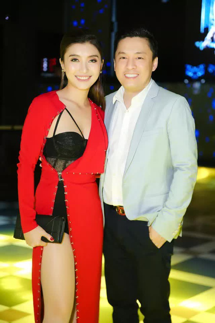 Bí mật sang Mỹ sinh con, cháu gái Lam Trường giờ "mình hạc xương mai", chăm chỉ chạy show - Ảnh 1. Bí mật sang Mỹ sinh con, cháu gái Lam Trường giờ "mình hạc xương mai", chăm chỉ chạy show - Ảnh 1.