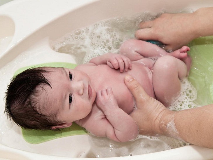 Mùa hè cảnh giác với chốc lở ngoài da ở trẻ em - Ảnh 5.