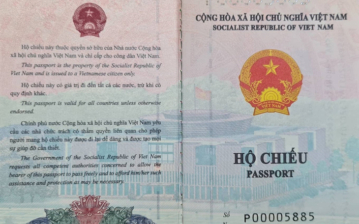 Từ hôm nay, Bộ công an cấp hộ chiếu theo mẫu mới