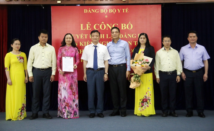 Công bố Quyết định lập Đảng bộ Viện Kiểm nghiệm an toàn vệ sinh thực phẩm Quốc gia - Ảnh 2. Công bố Quyết định lập Đảng bộ Viện Kiểm nghiệm an toàn vệ sinh thực phẩm Quốc gia - Ảnh 2.