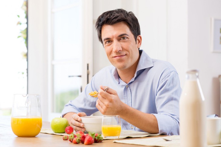Nam giới cần biết 9 dấu hiệu của testosterone thấp và những cách tự nhiên giúp tăng hormone này - Ảnh 6. Nam giới cần biết 9 dấu hiệu của testosterone thấp và những cách tự nhiên giúp tăng hormone này - Ảnh 6.