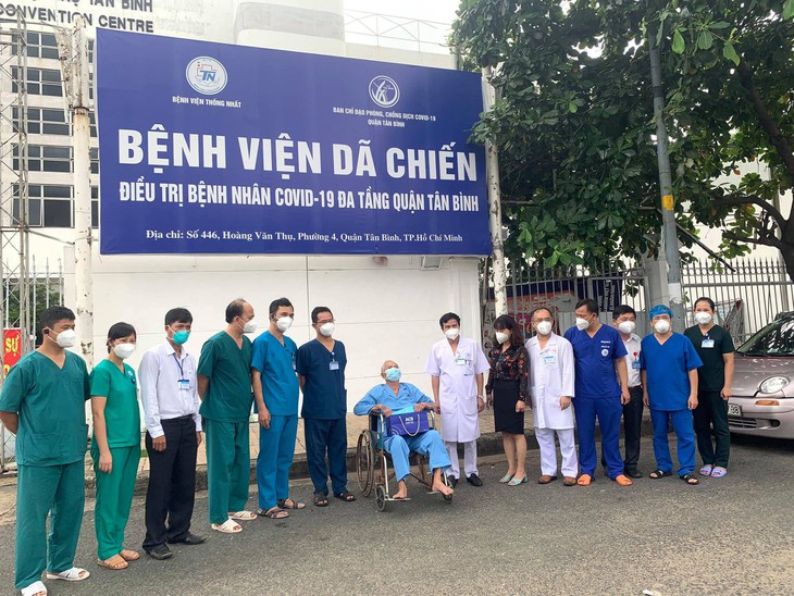 Sự hồi sinh kỳ diệu tại Bệnh viện Dã chiến điều trị bệnh nhân COVID-19 đa tầng - Ảnh 4. Sự hồi sinh kỳ diệu tại Bệnh viện Dã chiến điều trị bệnh nhân COVID-19 đa tầng - Ảnh 4.