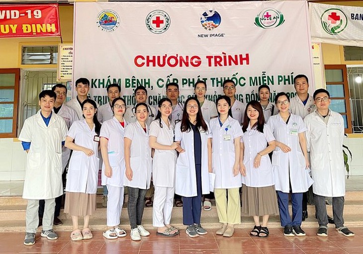 Tuổi trẻ Bệnh viện Hữu nghị đa khoa Nghệ An xung kích vì sức khỏe cộng đồng - Ảnh 7. Tuổi trẻ Bệnh viện Hữu nghị đa khoa Nghệ An xung kích vì sức khỏe cộng đồng - Ảnh 7.