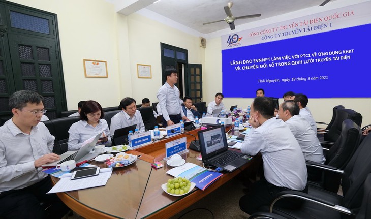 Chuyển đổi số là cơ hội vô giá để ngành truyền tải điện phát triển dựa trên những đột phá về công nghệ số - Ảnh 1. Chuyển đổi số là cơ hội vô giá để ngành truyền tải điện phát triển dựa trên những đột phá về công nghệ số - Ảnh 1.