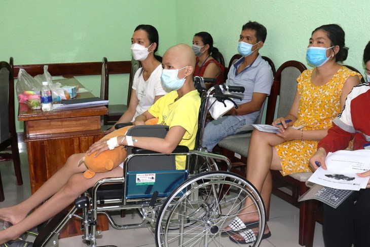 Suy mòn trong ung thư: Chuyên gia chỉ ra nguyên nhân và giải pháp - Ảnh 2.