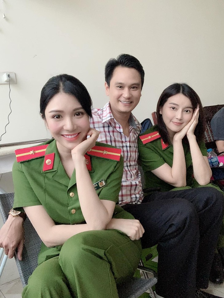 Những nữ cảnh sát xinh đẹp của màn ảnh Việt - Ảnh 12. Những nữ cảnh sát xinh đẹp của màn ảnh Việt - Ảnh 12.